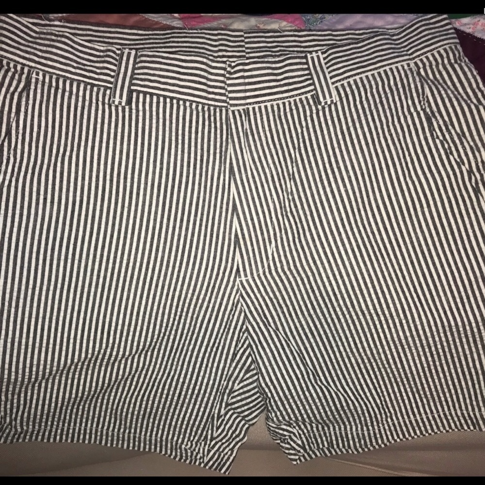 Men’s 30’ seersucker shorts